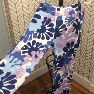 Pull on printed pant